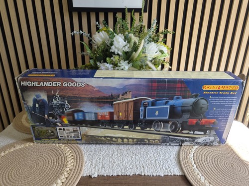 Hornby r1010 highlander goods - highlander,