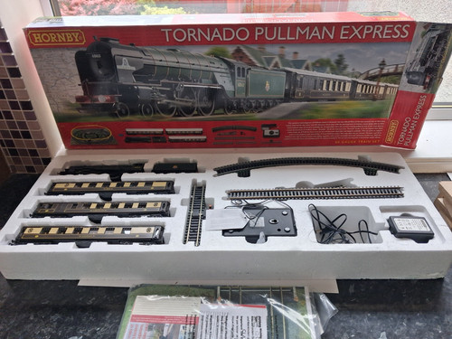 Gauge hornby r1169 tornado - r1169,