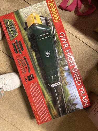 Hornby train set r1230m - hornby,
