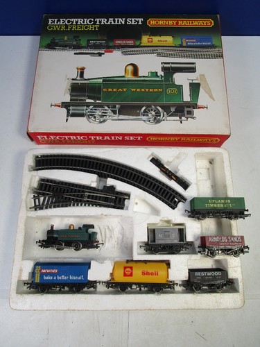 Working hornby electric train - working,