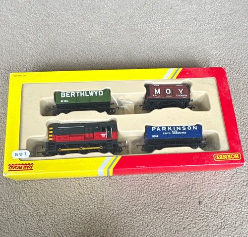 Hornby railroad gauge 76 - hornby, oo