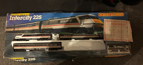 Hornby railways intercity 225 - hornby,